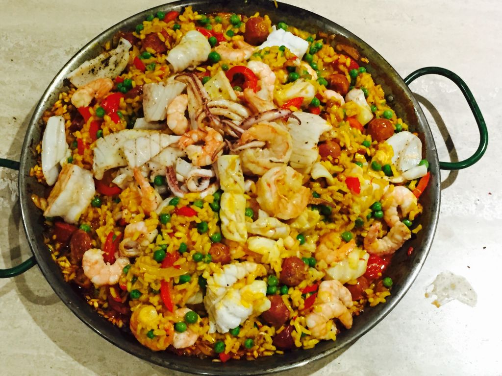 seafood-paella-with-chorizo-and-peas-everyday-fabulous-food