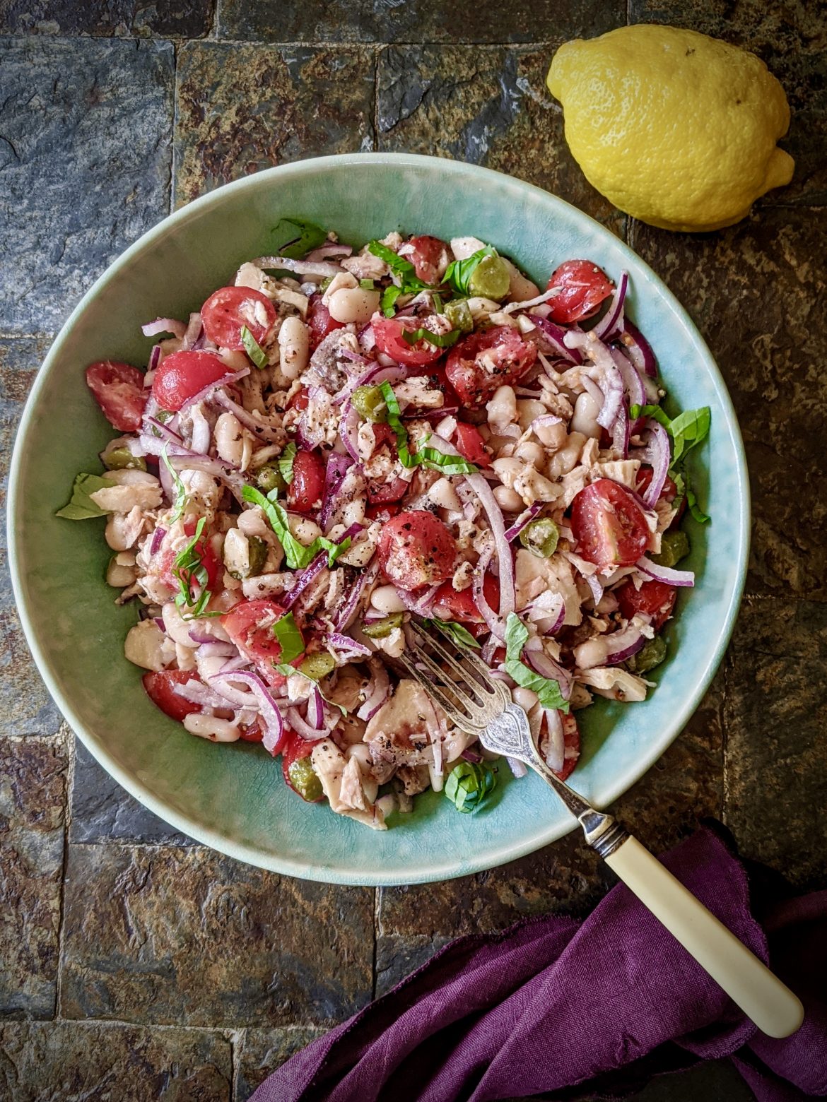 Tuna tomato and bean salad